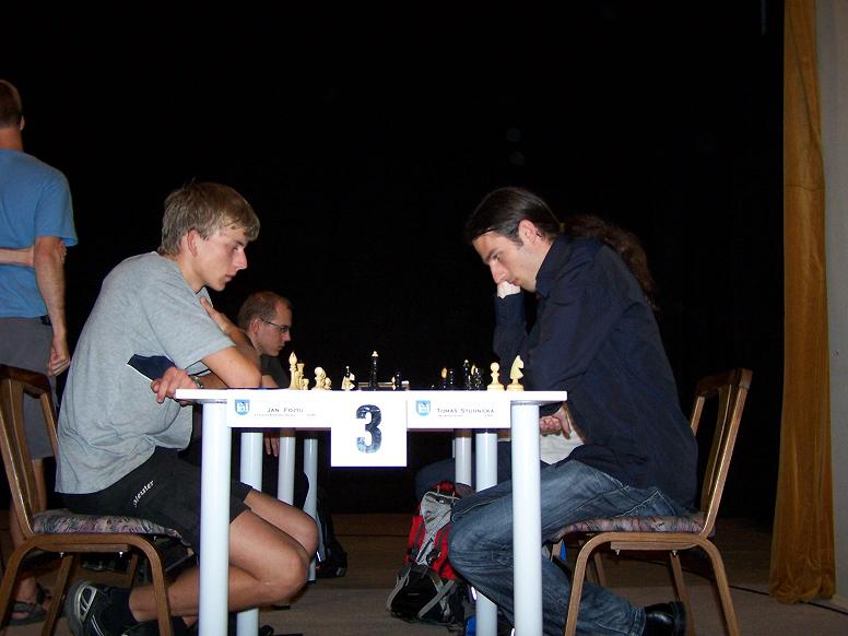 zvětšit