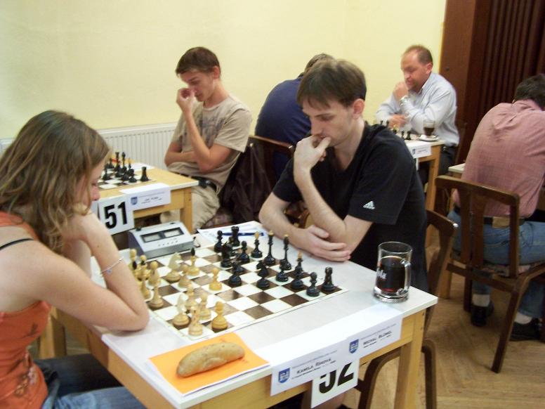 zvětšit